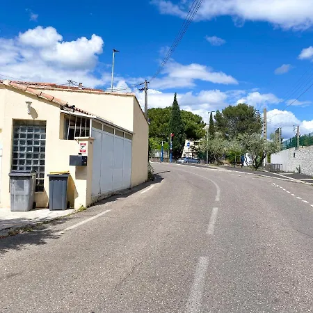 Guest house Climatisee 2 Lits - Proche Centre Tramway *